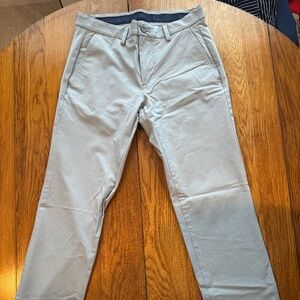 Vineyard Vines Performance Chinos Light Grey Flat Front Men's Pants Size 30x32